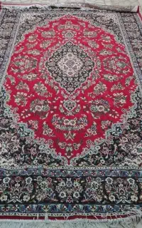 فرش لاکی ماشینی قدیمی درحدنو