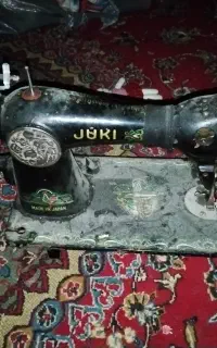 چرخ خیاطی شیر نشان
