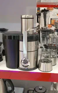 آبمیوه گیری برلین