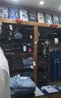 کلیه اجناس مغازه یکجا فروخته میشود