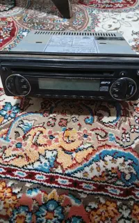 ضبط فابریک پراید ۱۴۱ کاملا سالم، سی دی و رادیو