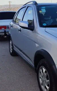 کوییک R مدل ۱۴۰۲ بدون نقطه کم کار