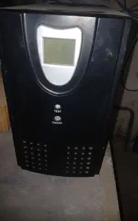 یو پی اس ۳ کا مدل3000ظرفیت 3000vA