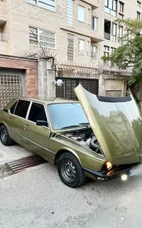 خودرو کلاسیک بی ام و ۵۱۸ درحد نو نقد و اقساط
