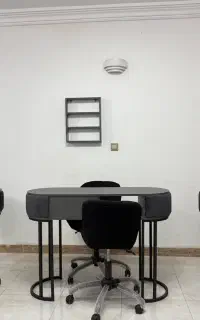 اجاره میز ناخن