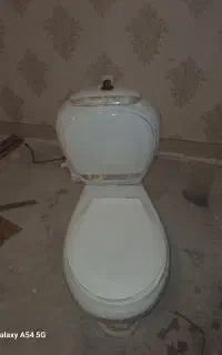 توالت فرنگی سلطنتی