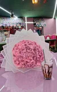 دسته گل و باکس ربانی
