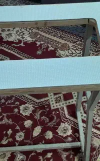 میز جادکمه تمیز