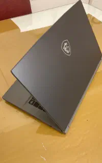 لپ‌تاپ گیمینگ MSI Thin 15