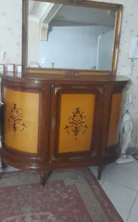 کنسول وآیینه