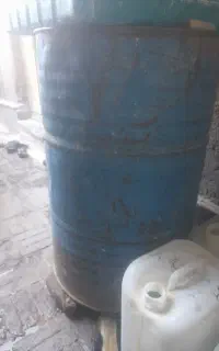 بشکه فلزی