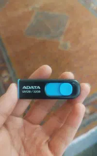 فلش 32 گیگ ADATA