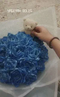گل روبانی وپروانه ای