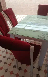 میزغذاخوری چهارنفره