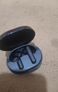 هندفری هایلو gt7 سمت راست و جا هندزفری