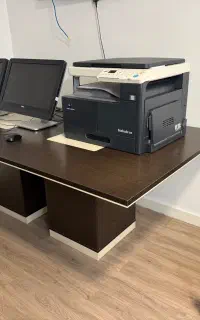 میز کنفرانس