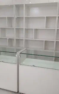 قفسه و پیشخون