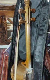 کمانچه فرهادی