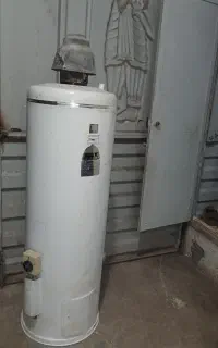 ابگرمکن ۲۰۰لیتری کاملا سالم