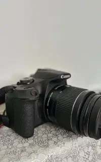 دوربین کنون ۲۰۰۰d