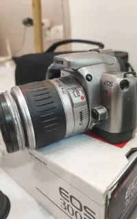 دوربین عکاسی آنالوگ Canon EOS 300