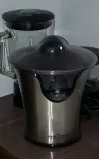 فروش لوازم خانه شامل (لوازم چوبی،برقی،چینی جات(