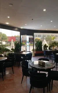نیروی کار جهت سالن داری و آشپز خانه