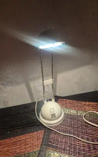 چراغ مطالعه ایکیا