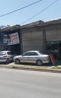 ۲دهنه مغازه ۵۰ متربا بالکن