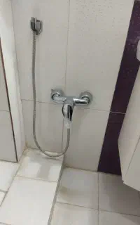 شیر و شلنگ دستشویی در حد نو