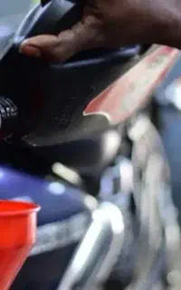 تعویض روغن موتور سیکلت