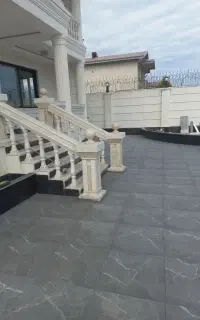 کاشی کاری و سنگ