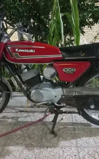 کاوازاکی ۱۰۰