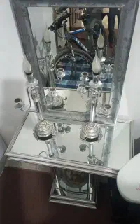 میز آینه و شمعدان