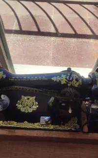 چرخ خیاط پروانه