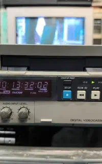 دی وی کم DSR20