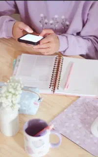 ادمین تولیدمحتوا/ تعامل/فروش