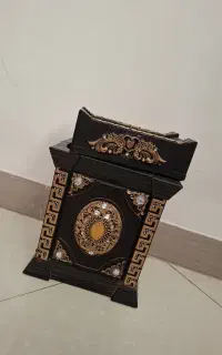 جادستمال کاغذی و سطل