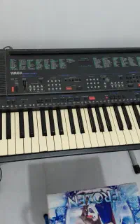 پیانو اموزشی یاماها تاچ دار