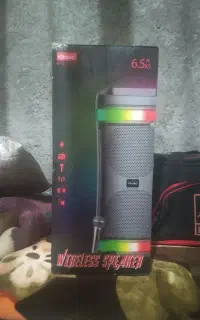 اسپیکر ‌بزرگ‌‌خانگی