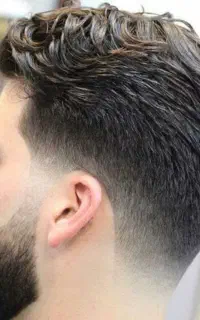 اصلاح مو سر و صورت،رایگان برای سنین بالایه ده سال