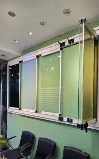 تولیدی شیشه بالکنی و طوری پلیسه رُز وین