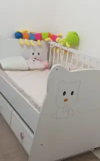 تخت خواب بچه