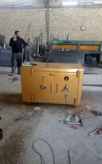 گاوصندوق زیر میزی آریا صفر کلید نخورده