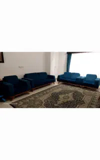 مبل ۷ نفره آبی رویال(از بازار مبل کوروش یافت آباد)