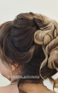 میکاپ و شنیون عروس و همراهی