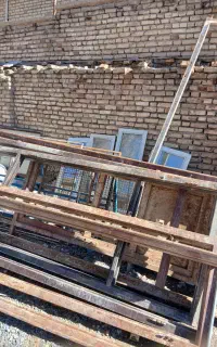 ضایعات درب منزل