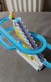 پله برقی اردکی کودک