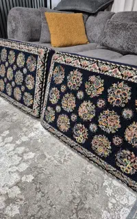 یک جفت پشتی فرشی فوری
