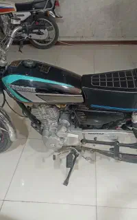 موتور سیکلت 200تلاش